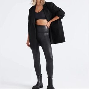 Knix Papaya Sculpt Leggings Black Medium Faux Leather High Rise Contour Waist